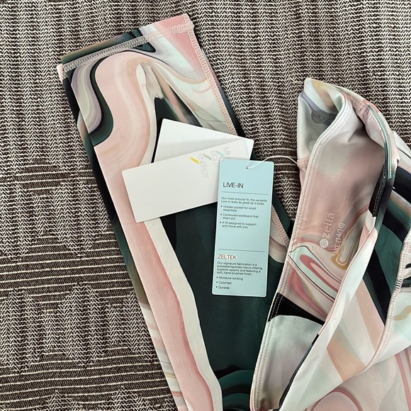 Zella Live-In Leggings - Picture 4 of 4